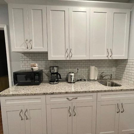 Twelve Oaks Modern Independent Apartment Tampa Eksteriør billede